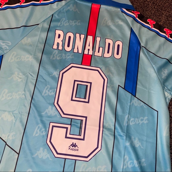 Retro Barcelona Kappa Ronaldo soccer jersey - Picture 4 of 4